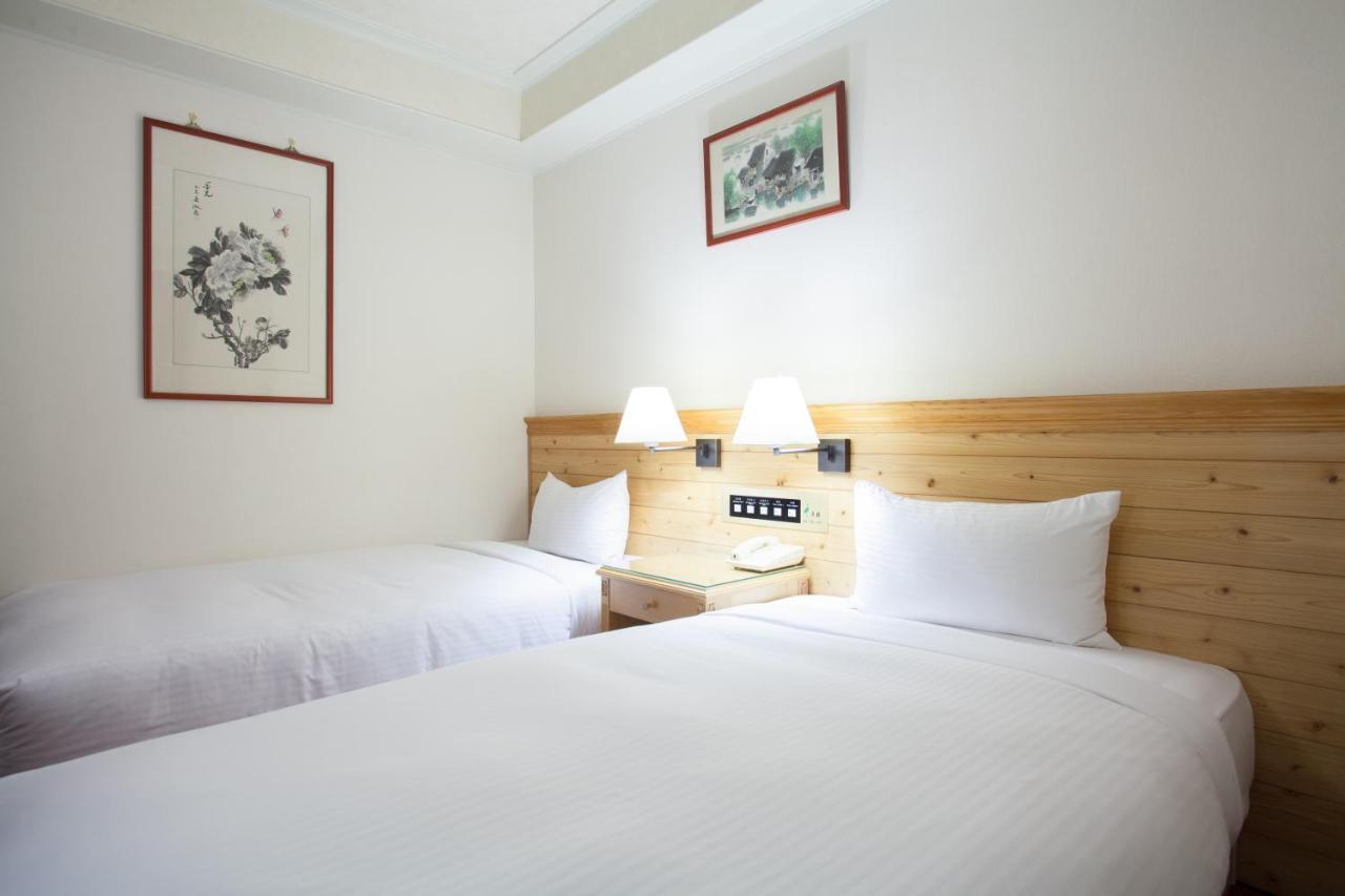 Hara Zuru Hotel Таоюань Экстерьер фото