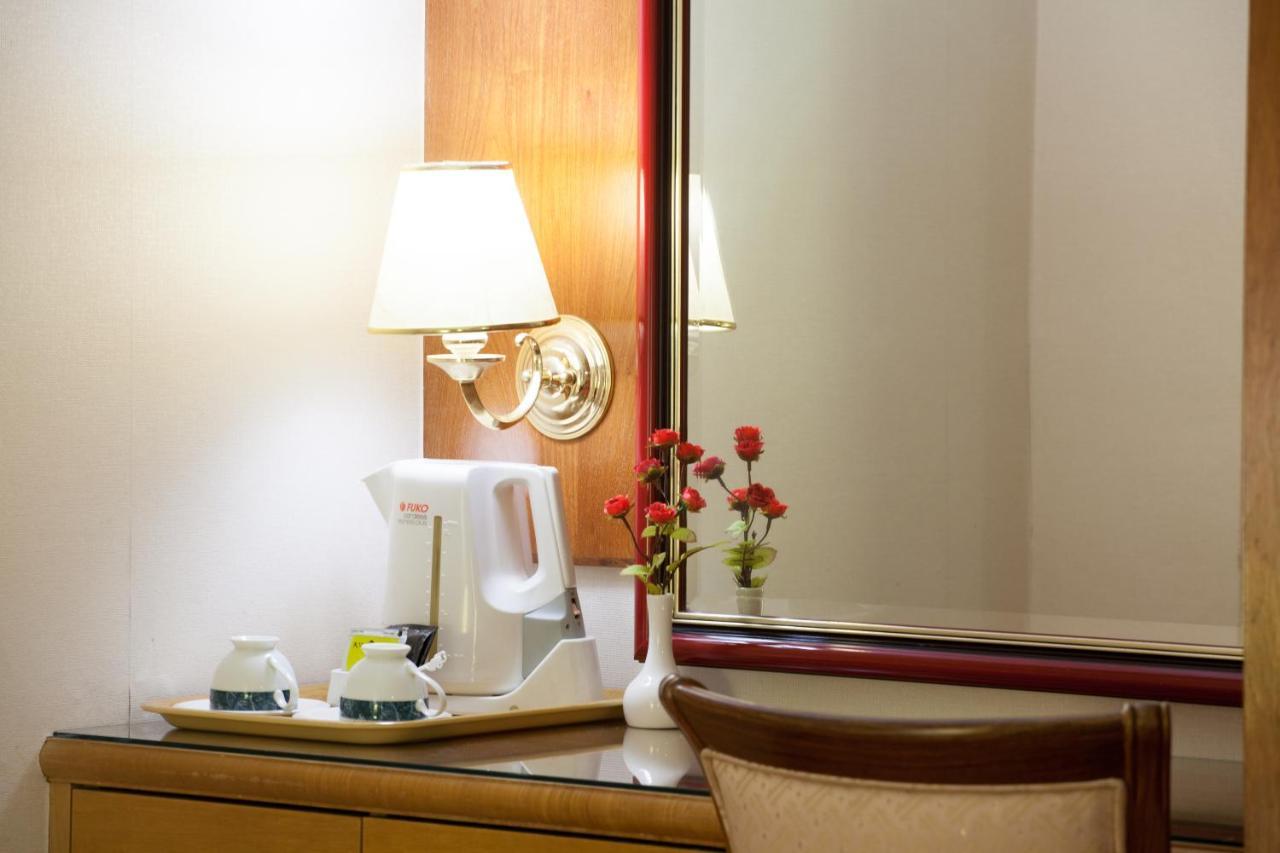 Hara Zuru Hotel Таоюань Экстерьер фото